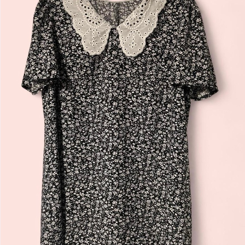 SHEIN Curve Black Floral Mini Dress with White Eyelet Peter Pan Collar